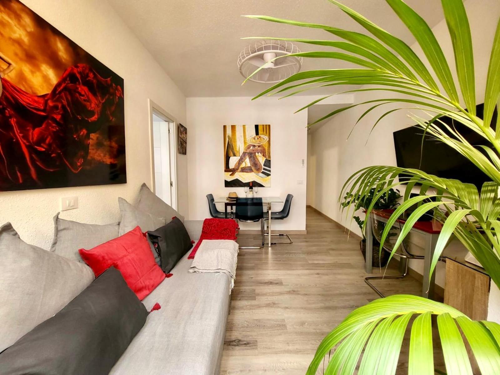 2 Bedrooms Flat 50 Mts Away From Las Canteras Beach ラスパルマス・デ・グランカナリア エクステリア 写真